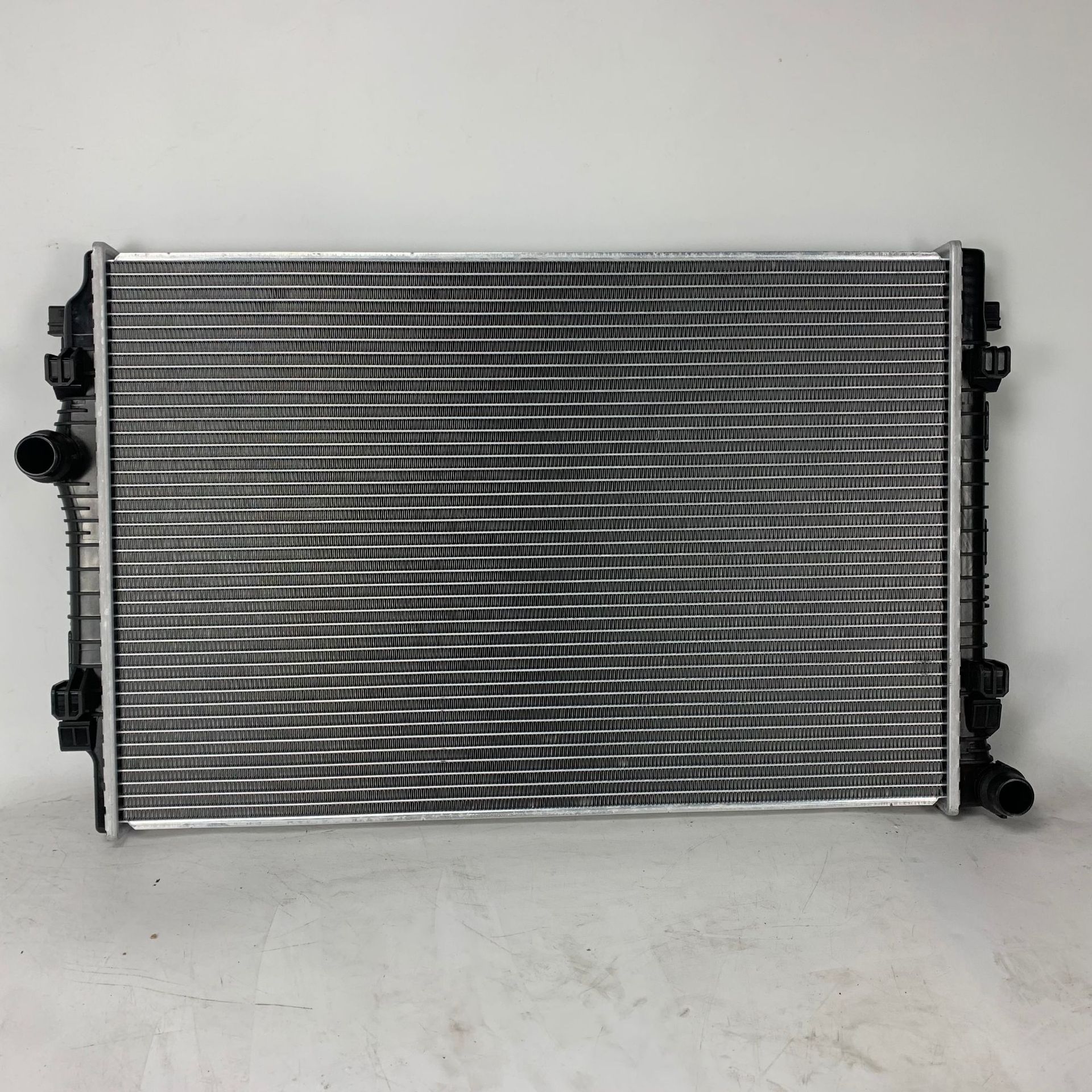 奥迪水箱散热器