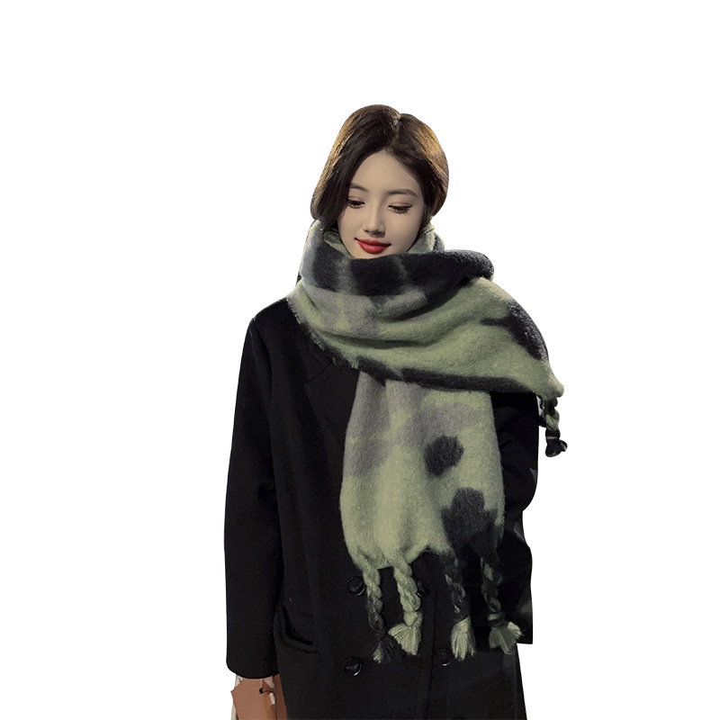 Women's Puffy-Autumn and Winter Wild Thick Scarf with Contrast Color Talma Warm Scarf