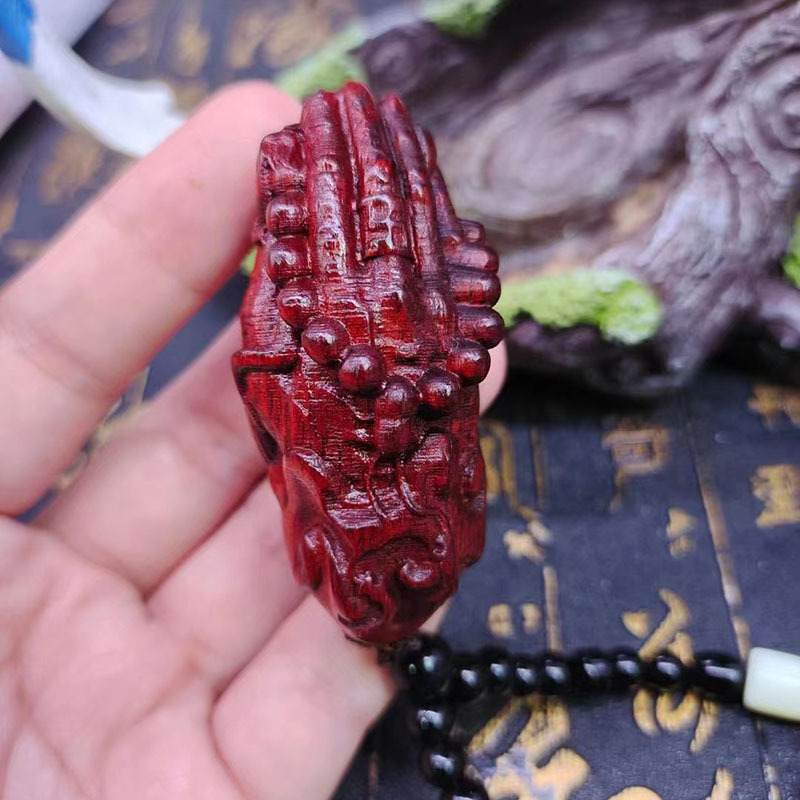 小叶紫檀佛手木质佛像吊坠木手把件招财纳福车挂件挂坠摆件-阿里巴巴