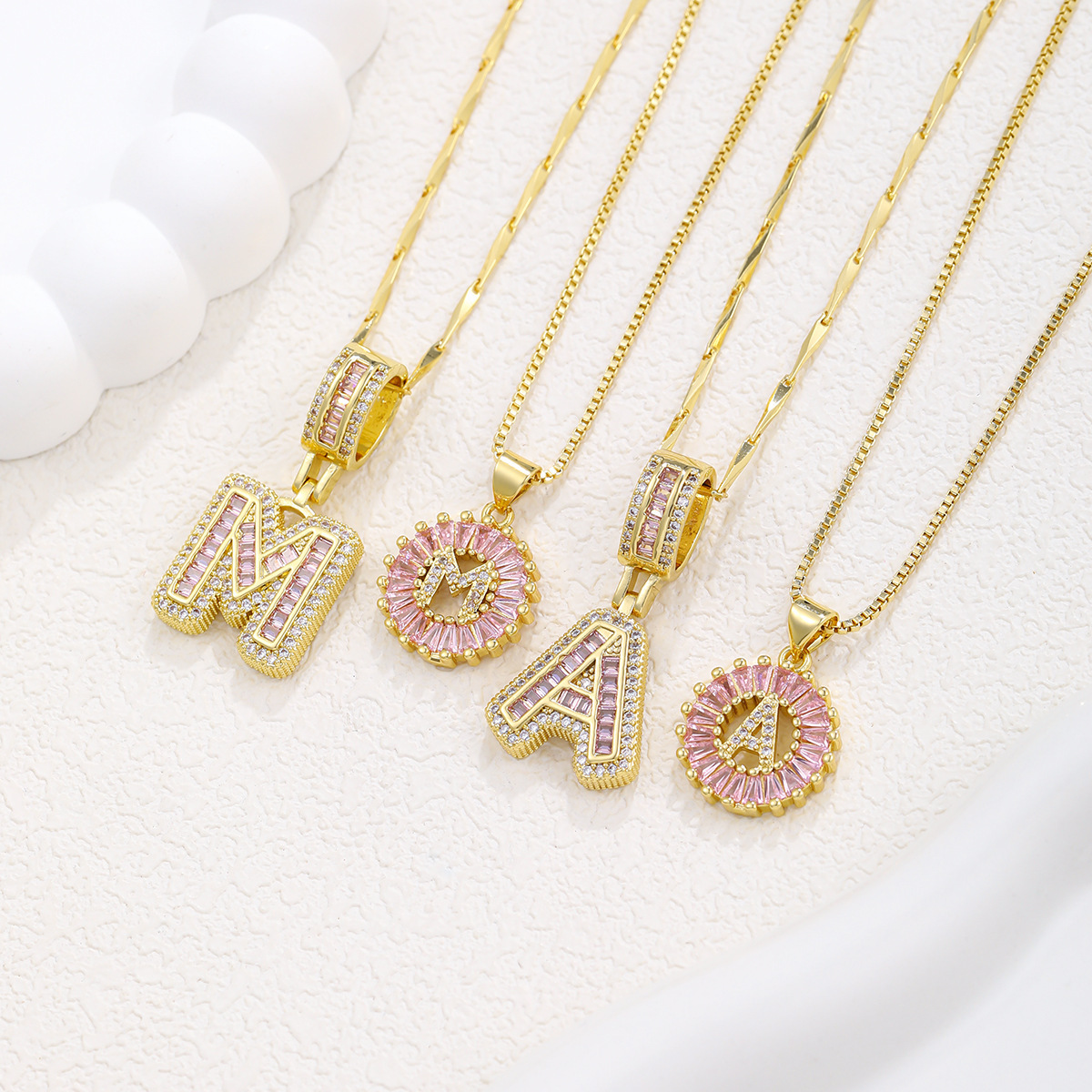 新品嘻哈风粉色满钻字母吊坠铜镶锆石18k镀金锁骨链情侣套装首饰