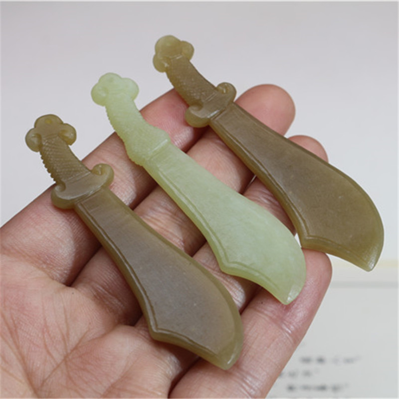新疆和田玉糖玉黄玉屠龙宝刀玉刀挂件手把件吊坠男女款玉坠批发