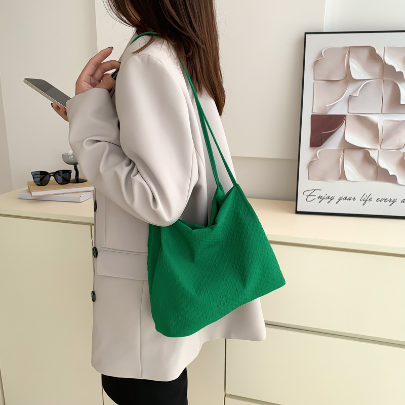 2023 New Large Capacity Fashion Women's Tote Bag Simple Korean Shoulder Women's Crossbody Bag Minimalist Candy Color Handbag