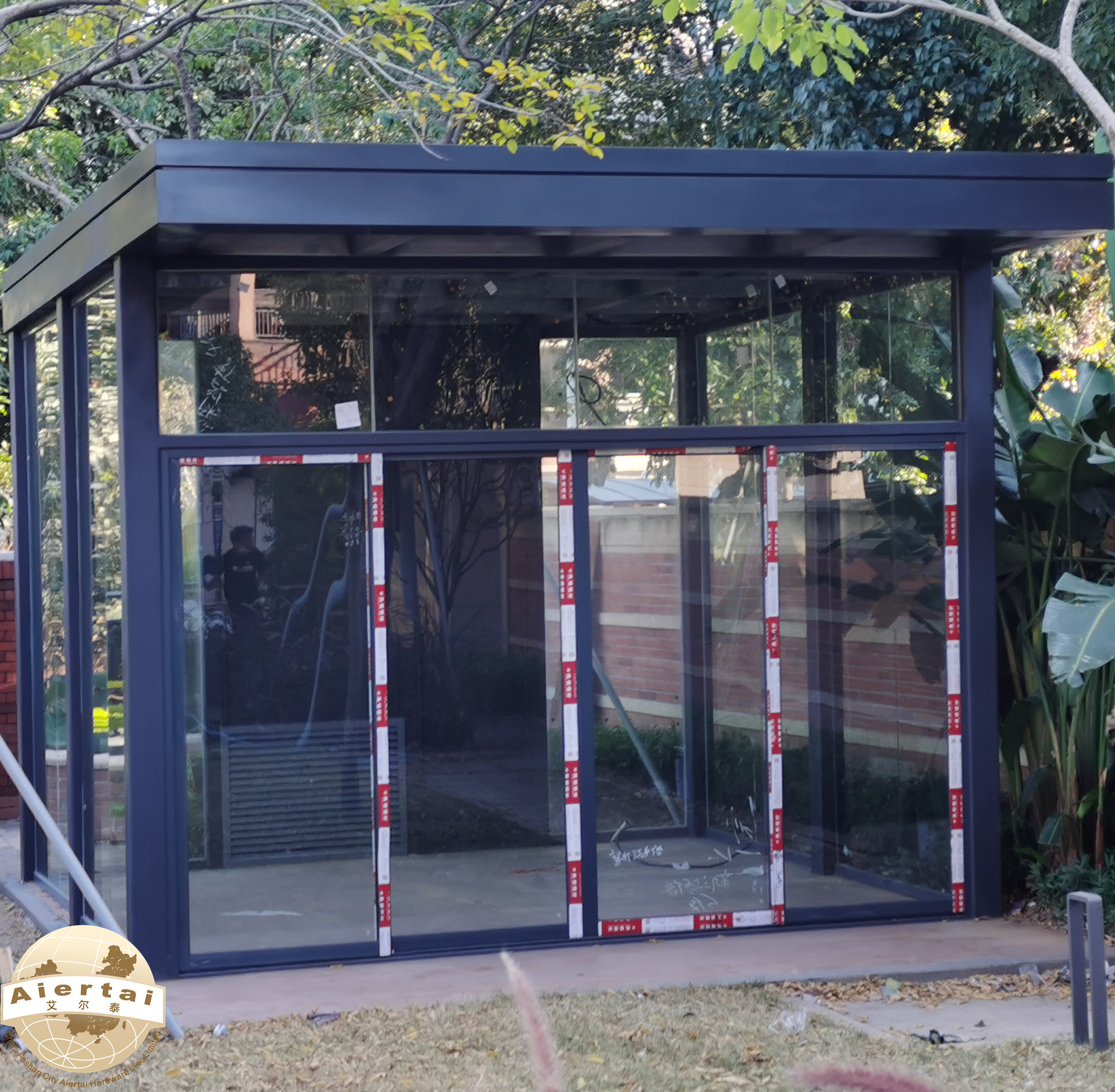 承接阳光房 廊架 酒店雨棚 岗亭 钢构雕塑工程