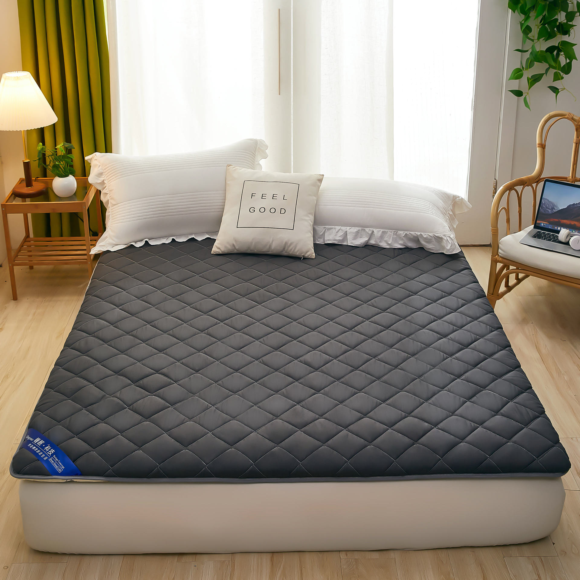 榻榻米加厚床垫家用床褥子学生宿舍1.5m单双人1.8米磨毛海绵垫