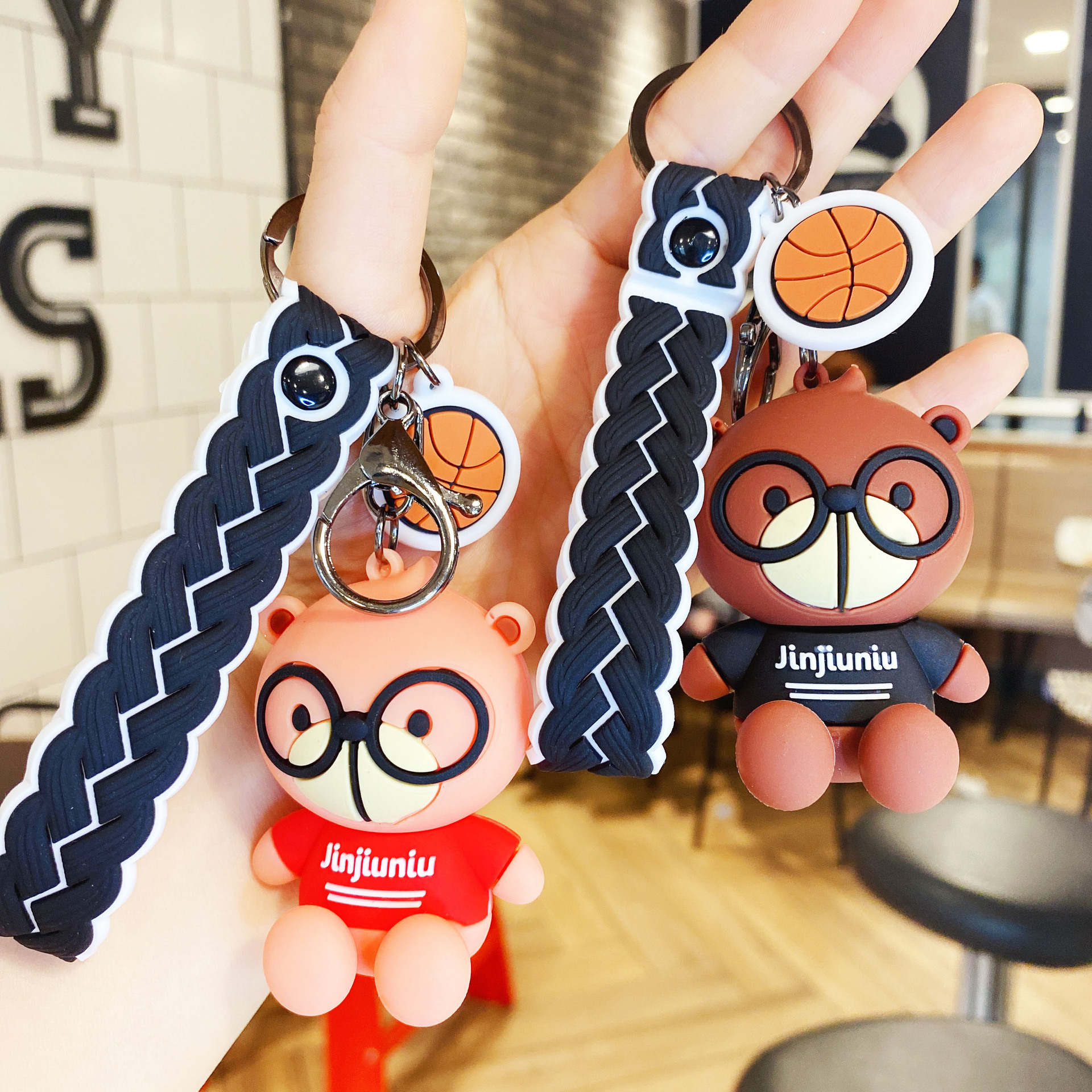 卡通眼镜熊钥匙扣 可爱包包挂件钥匙圈创意公仔挂饰生日小礼物ins