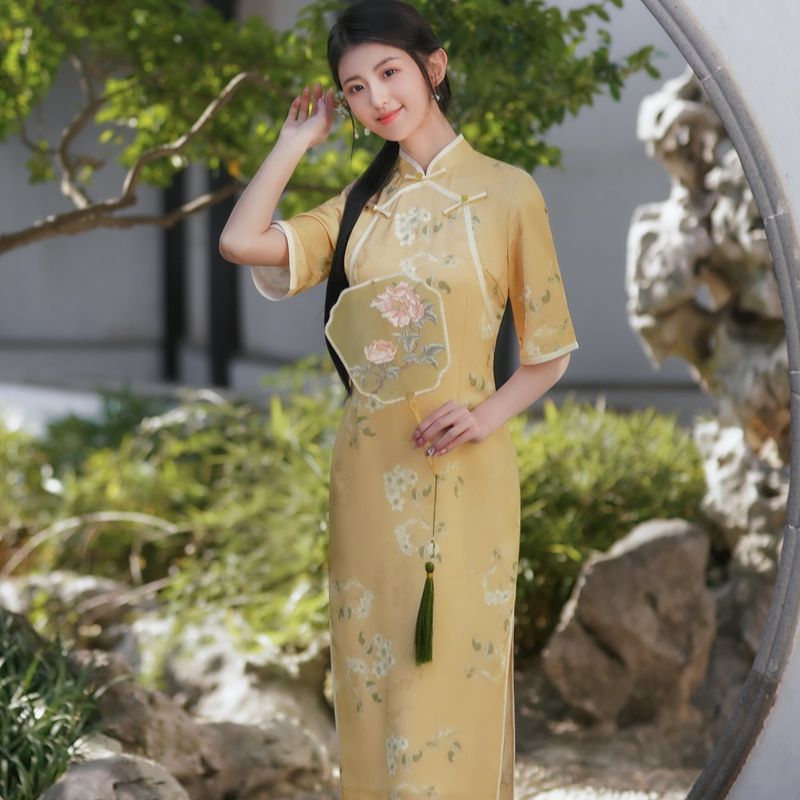 夏季新款复古文艺风温柔风旗袍黄色青云锦双层旗袍双开襟开叉旗袍