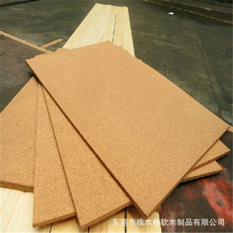 95×64cm软木板材片材 高密度软木板 环保软木墙板材料清货