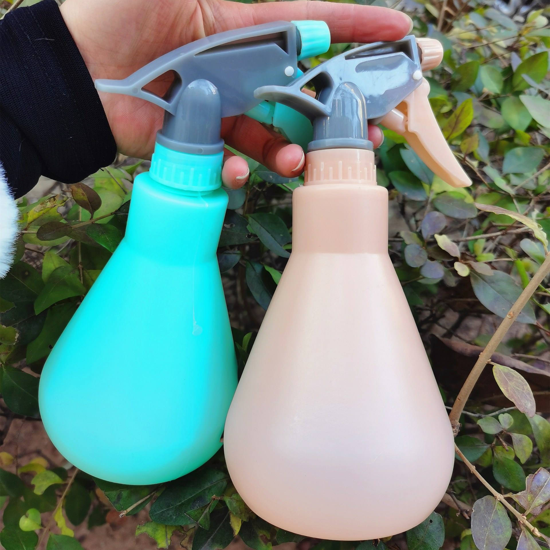 糖果彩色手压式消毒喷壶500ml手捏浇花喷雾壶园艺塑料锥形小喷壶
