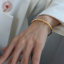 marka法式小众设计感bracelet韧竹节骨节按扣手镯钛钢镀18k金手饰