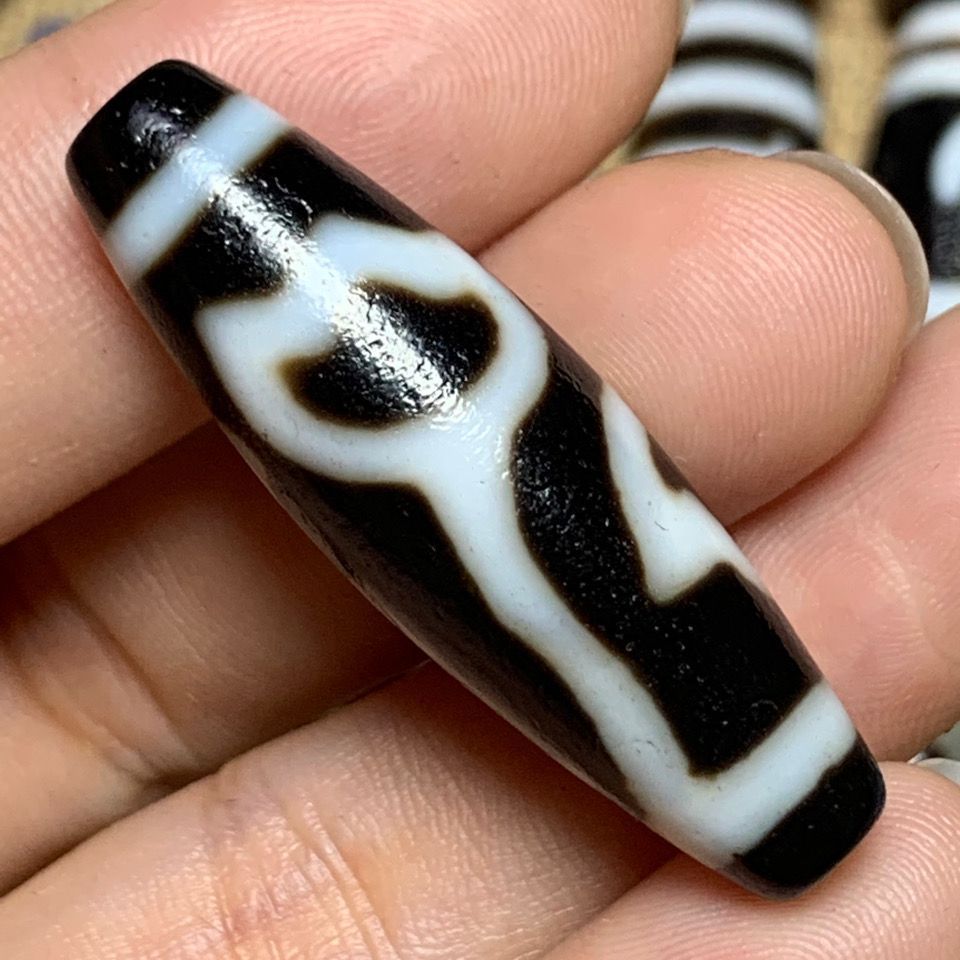 一物一图 天然玛瑙真品风化马蹄纹包浆水莲花天珠吊坠项链锁骨款