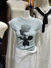 十三行夏装女新款设计感小众修身显瘦圆领针织衫暗黑玫瑰印花上衣