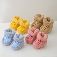 初生婴儿棉鞋0-6-12个月冬季加绒加厚步前鞋男女宝宝软底防掉鞋靴