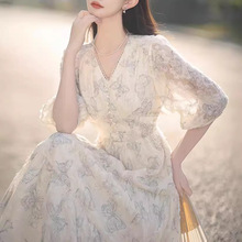 高级质感蝴蝶印花 收腰设计 小众版型爱了爱了 夏必入超仙连衣裙