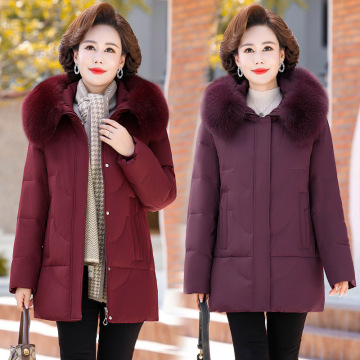 羽绒服女中老年人宽松加厚冬季中长款奶奶冬装妈妈保暖白鸭绒外套