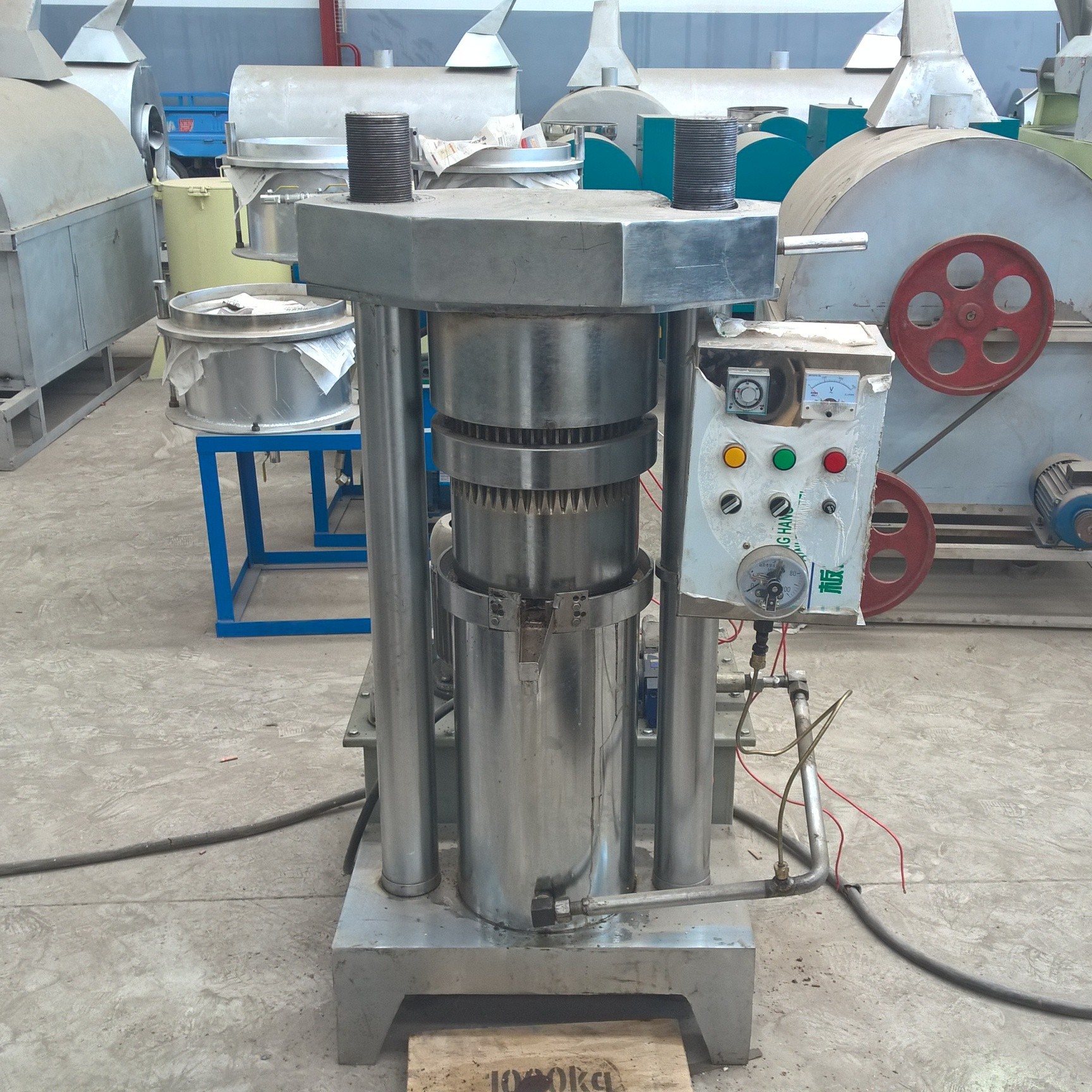 压榨干净 不锈钢香油机 立式液压芝麻榨油机 260商用榨油机