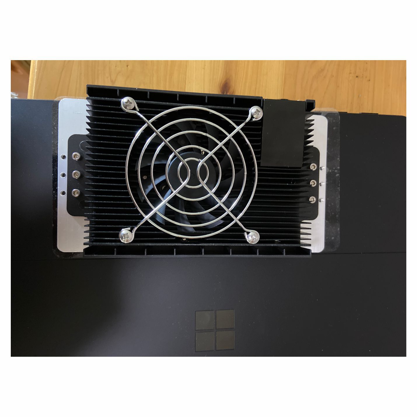 半导体笔记本散热器/降温卡铝板surface平板电脑ipad游戏散热支架