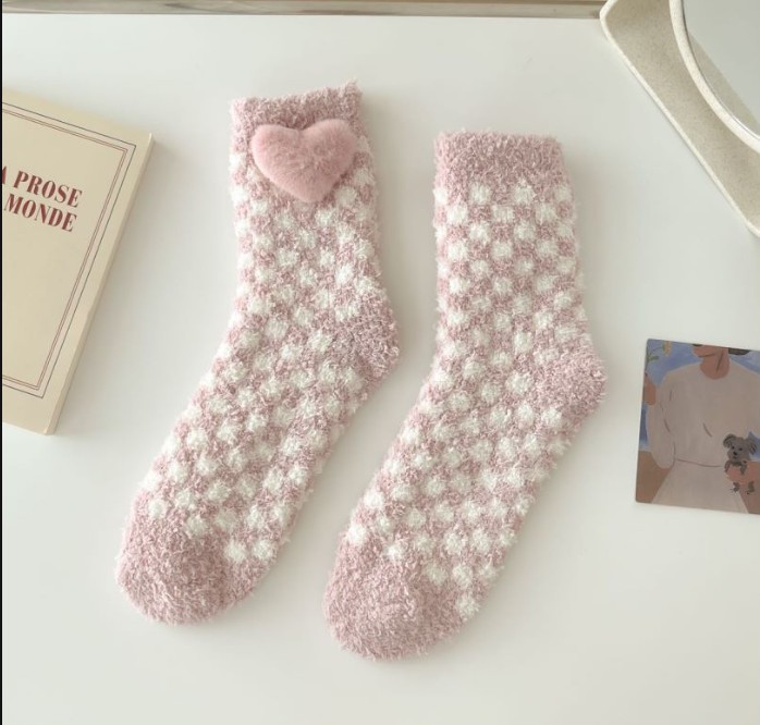 Handmade Love Coral Fleece Socks Women's Autumn and Winter Fleece Lined Padded Warm Keeping Home Room Socks Small Plaid Sleep Women's Socks