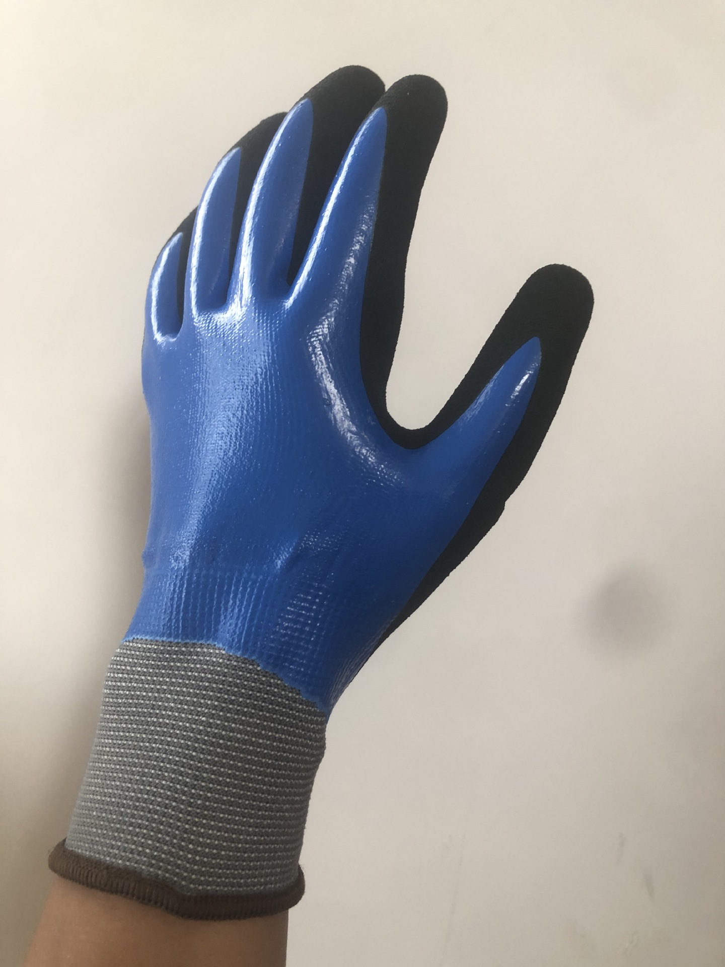 15针nitrile光面全浸,掌浸nitrile磨砂安全手套