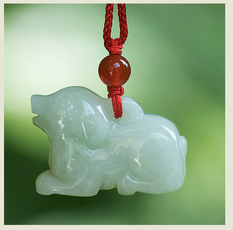 钰达翡翠狗吊坠生肖狗挂件属狗翡翠狗项坠 生肖狗 立体玉狗dt7
