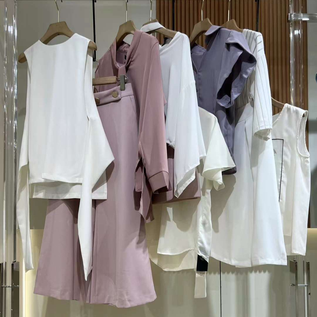 诗篇女装正品商场撤柜白马市场直播货源品牌折扣女装杂款拿货走份