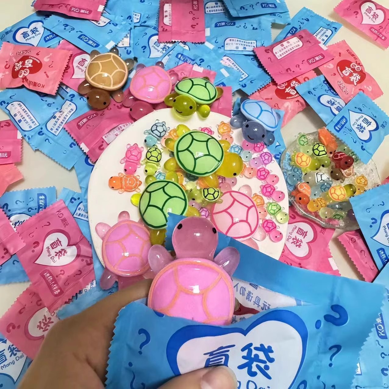 tiktok same style popular luminous turtle match-up blind bag toy children‘s simulation animal small gift ornaments