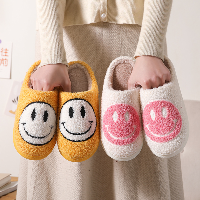 Winter Cute Cartoon Smiley Face Home Cotton Slippers Wholesale Household Fluffy Slippers Women's Couple Warm Slippers Indoor