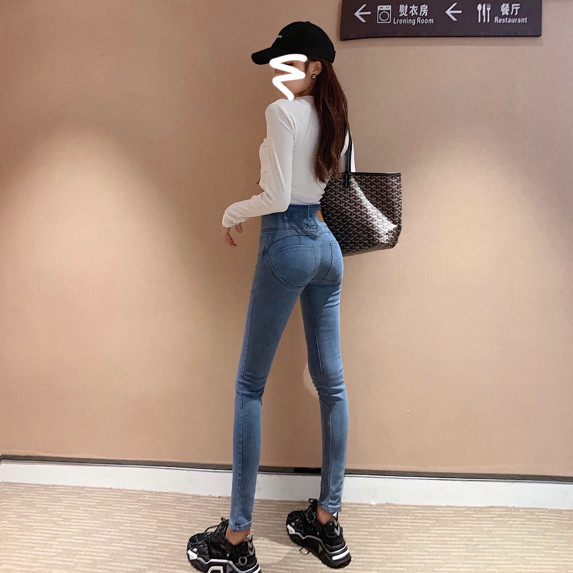 2021冬装新时尚拉链高腰弹力修身牛仔裤气质百搭小脚裤女潮