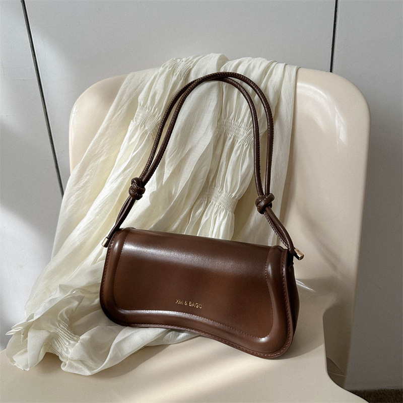 Solid Color Bag Women's 2023 New Shoulder Handbag Texture Fashion All-Match Stitching Workmanship