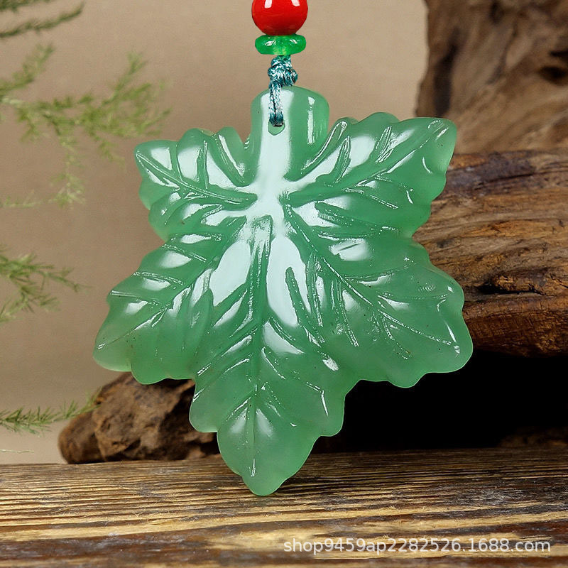 天然东陵玉枫叶吊坠项链 男士女款绿树叶玉石项坠挂件直播供货