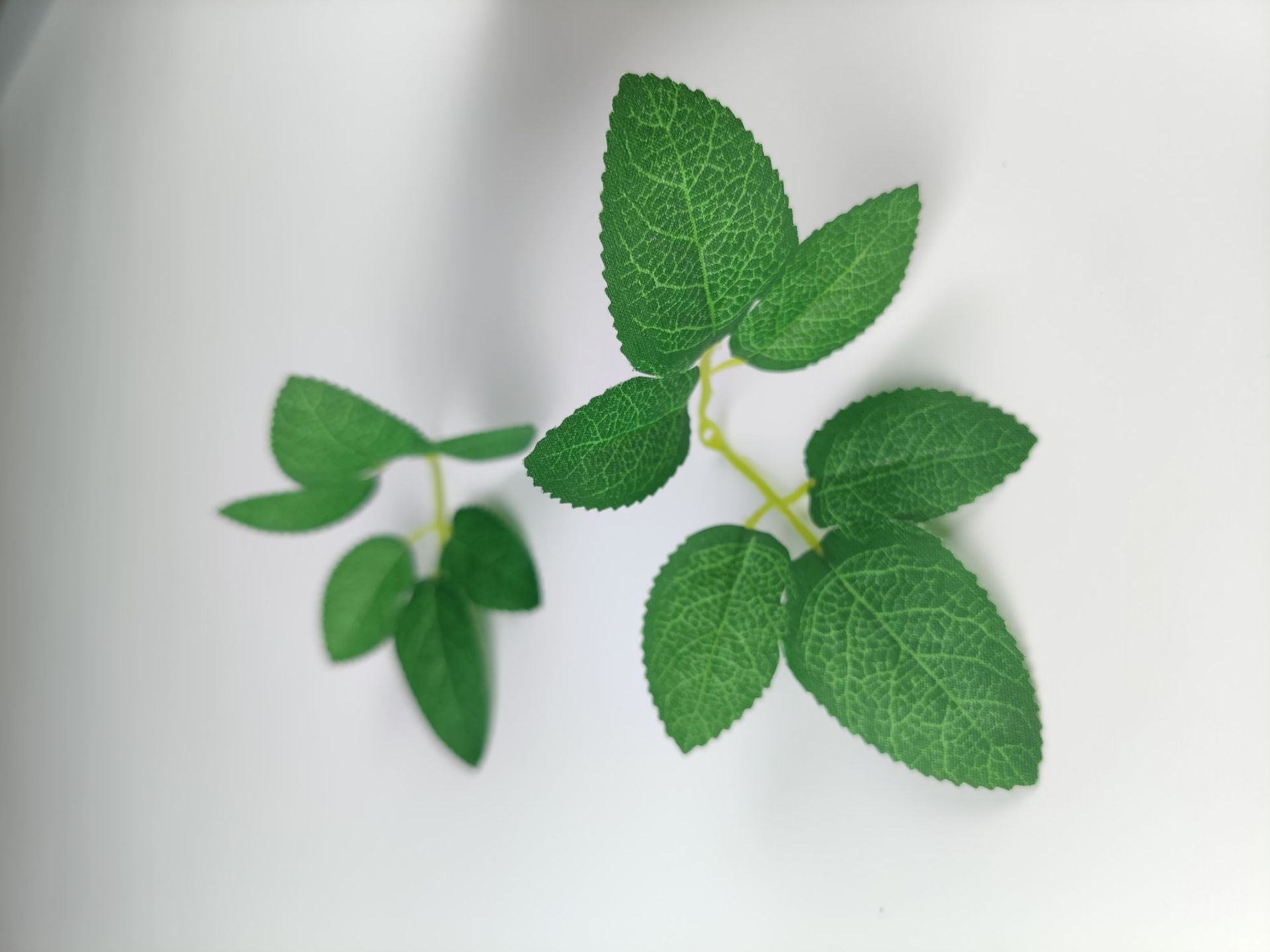 玫瑰叶花叶仿真叶假叶子绢布叶仿真花配件绿叶一斤花材丝花配叶