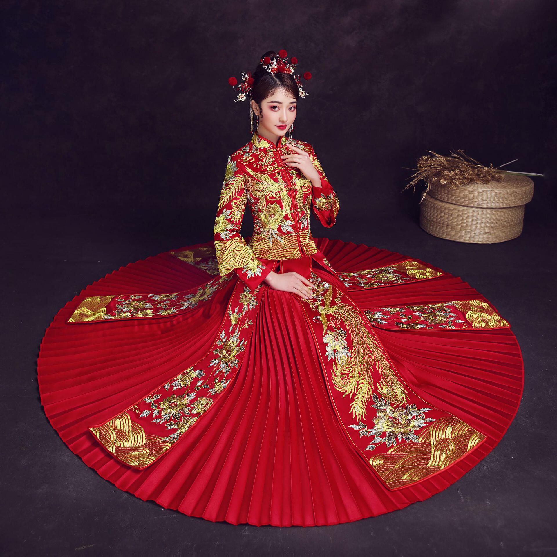 婚纱秀禾服新娘2020款结婚礼服女裙长拖尾婚纱小礼服女装服装批发