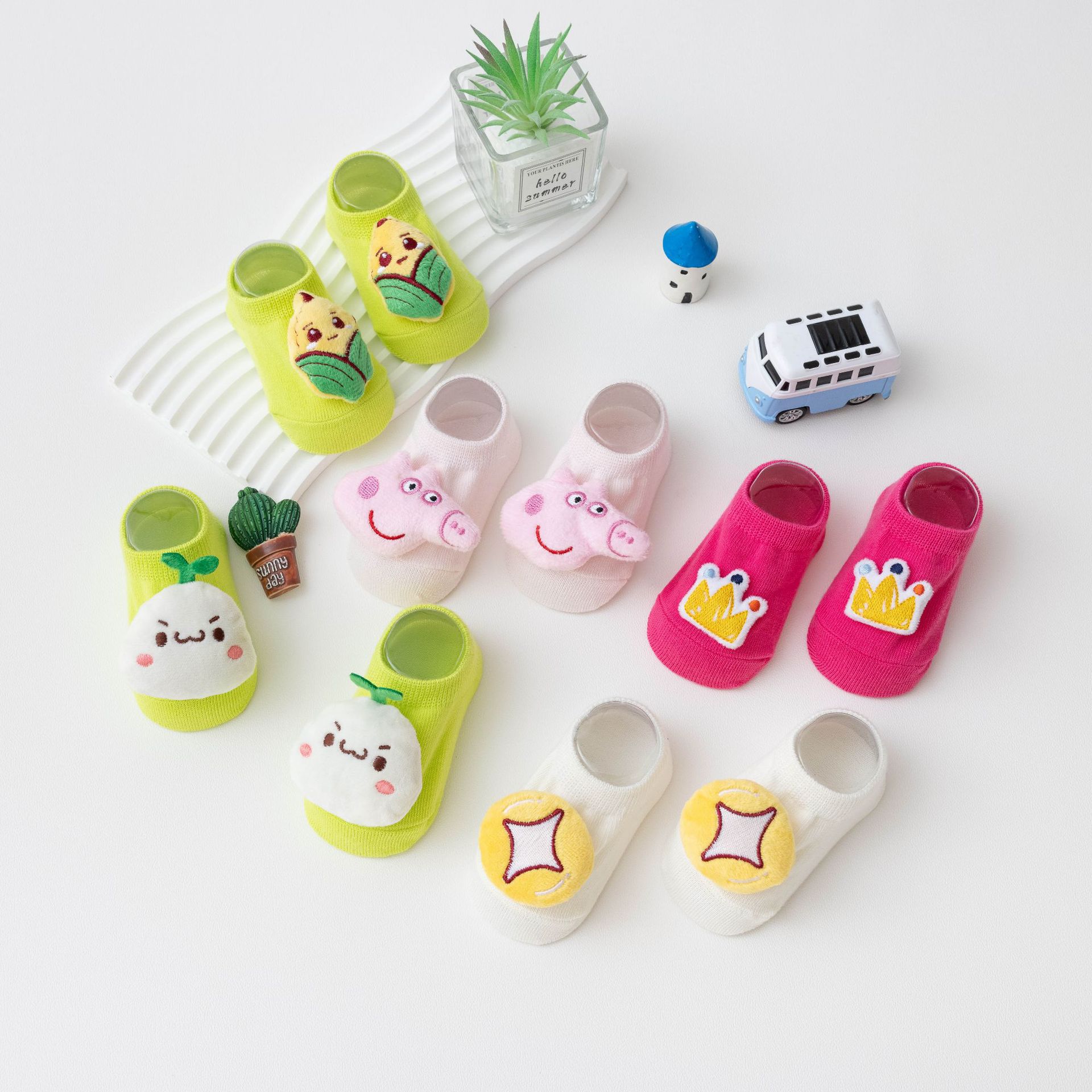 23 New Baby Non-Slip Room Socks Children Cartoon Toy Socks Baby Breathable Socks Spring Summer Autumn Cute Low Cut Socks