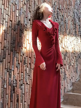 法式复古高级感红色玫瑰荷叶边连衣裙春季气质御姐风收腰显瘦长裙