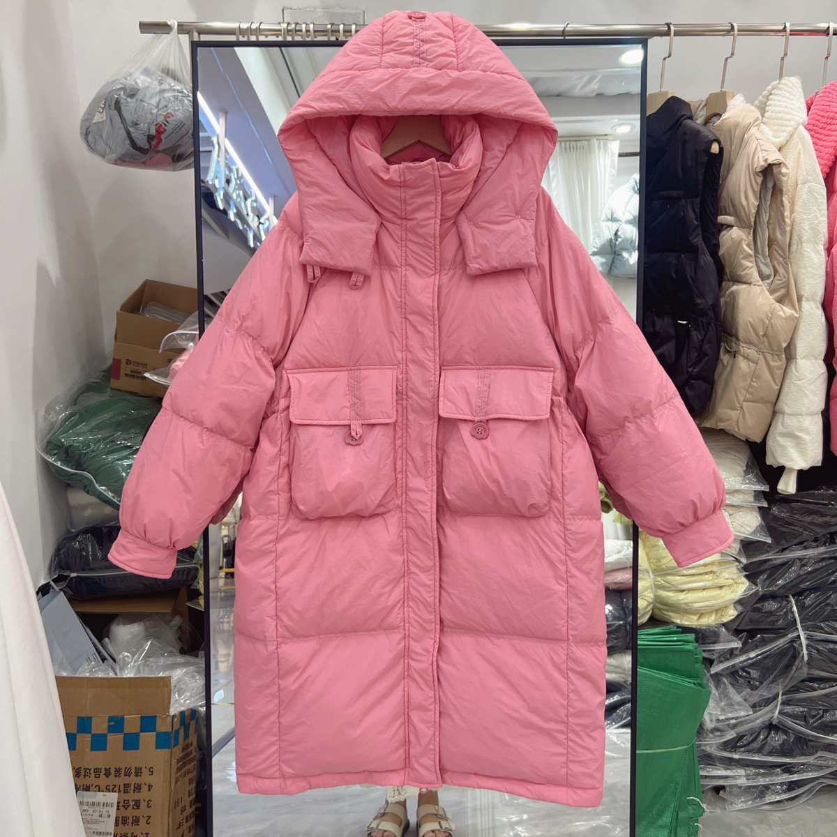2023年韩版反季新款羽绒服女中长款连帽白鸭绒过膝加厚宽松外套