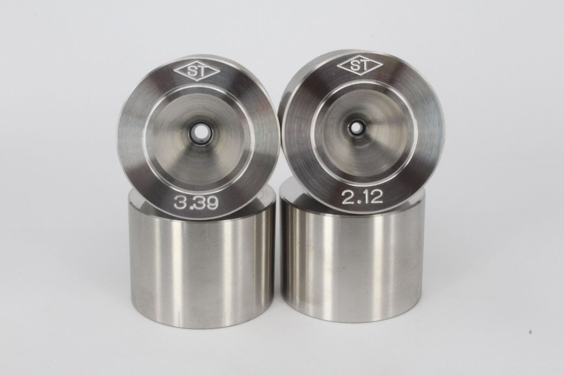 厂家供应pcd聚晶钻石高晶圆孔拉丝模具聚晶模具金刚石拉丝模具