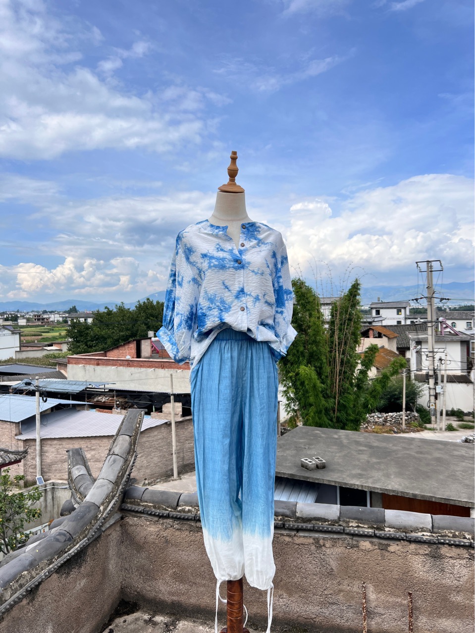 云南大理扎染白族手工扎染衬衣圆领衬衫旅行舒适穿搭-阿里巴巴