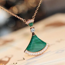 宝格丽红玉髓扇形扇子小裙子项链耳钉耳环耳坠18k蛇形蛇骨灵蛇