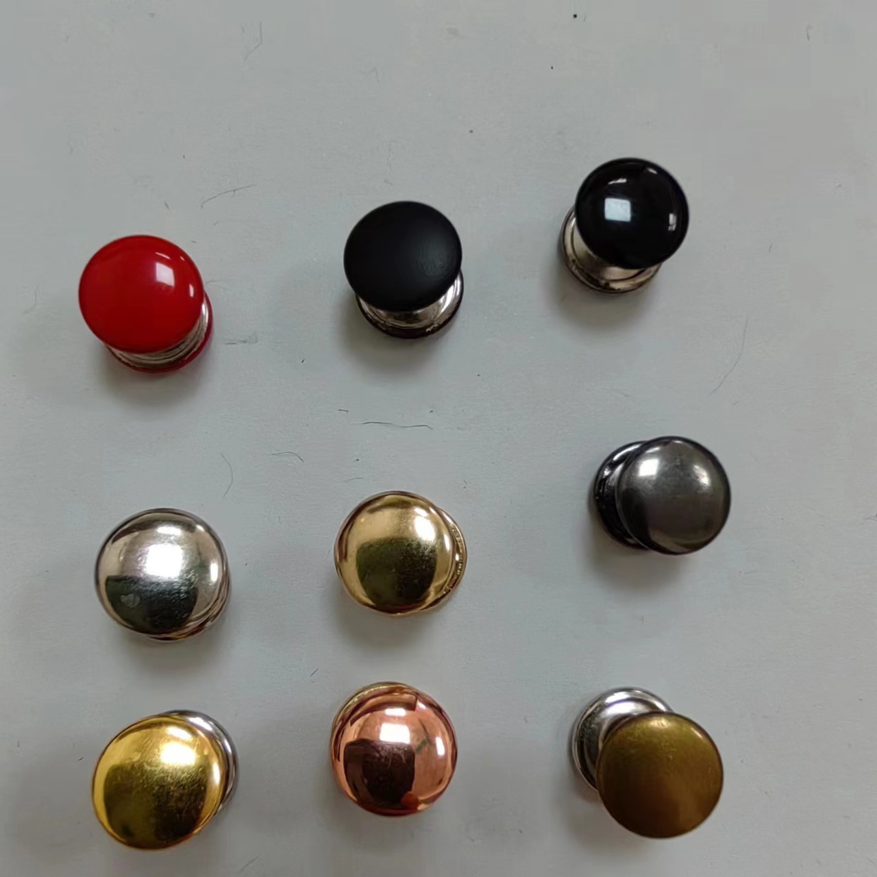 厂家喷漆金属撞钉铆钉蘑菇撞钉箱包手袋服饰装饰扣铁彩色双面撞钉