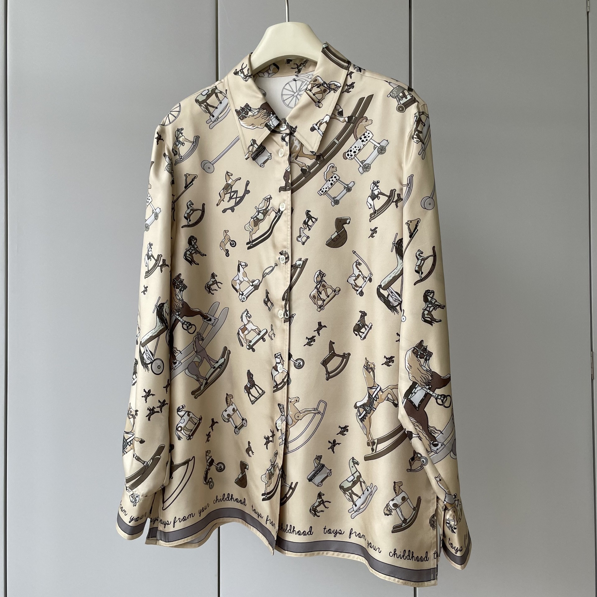 18姆米斜纹绸真丝 木马定位印花!