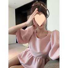 粉色露背娃娃衫上衣女夏季2024新款设计感小众法式甜美泡泡袖衬衫