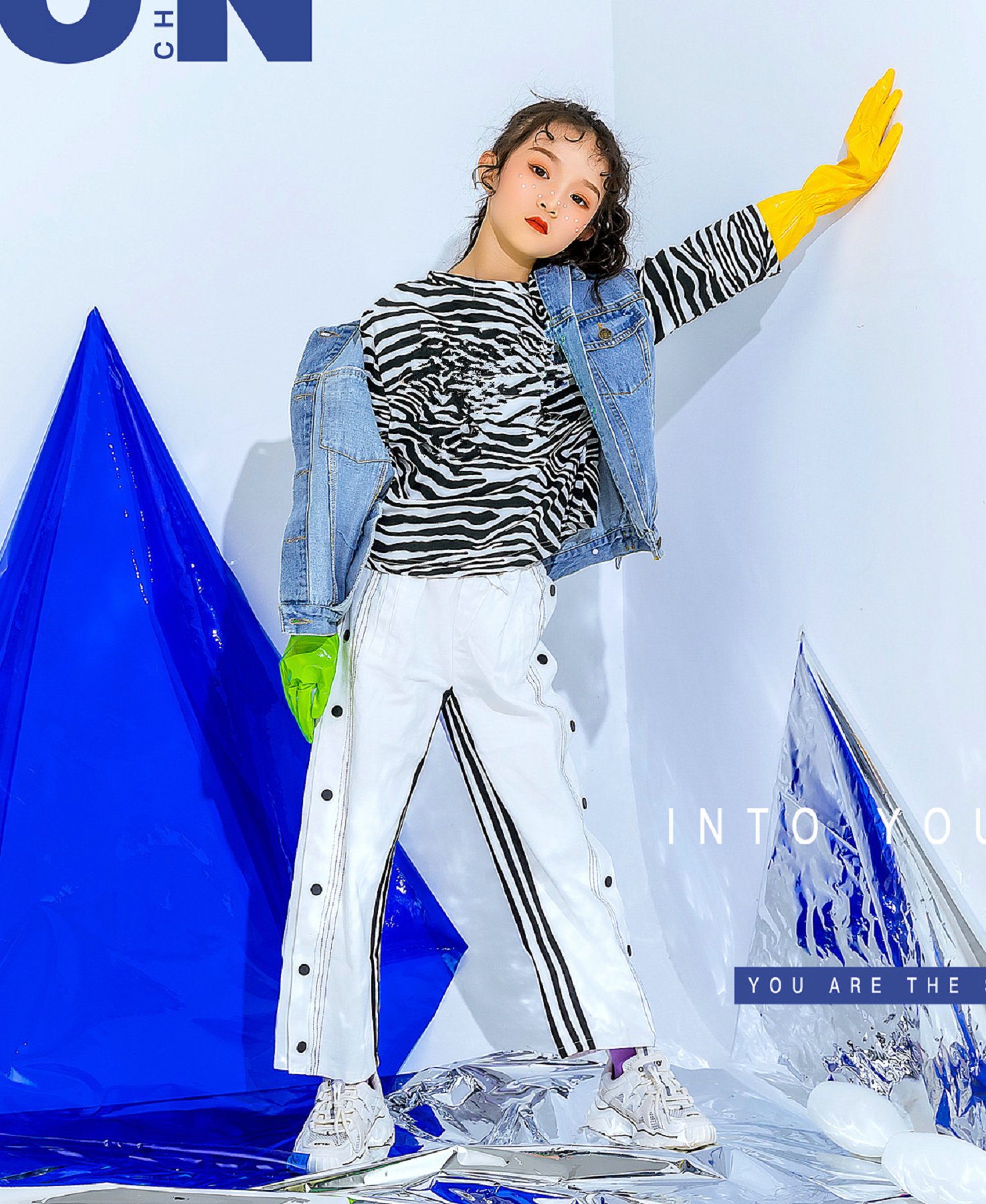 儿童摄影服装2021新款 展会10-12岁女孩个性写真影楼大童拍照衣服