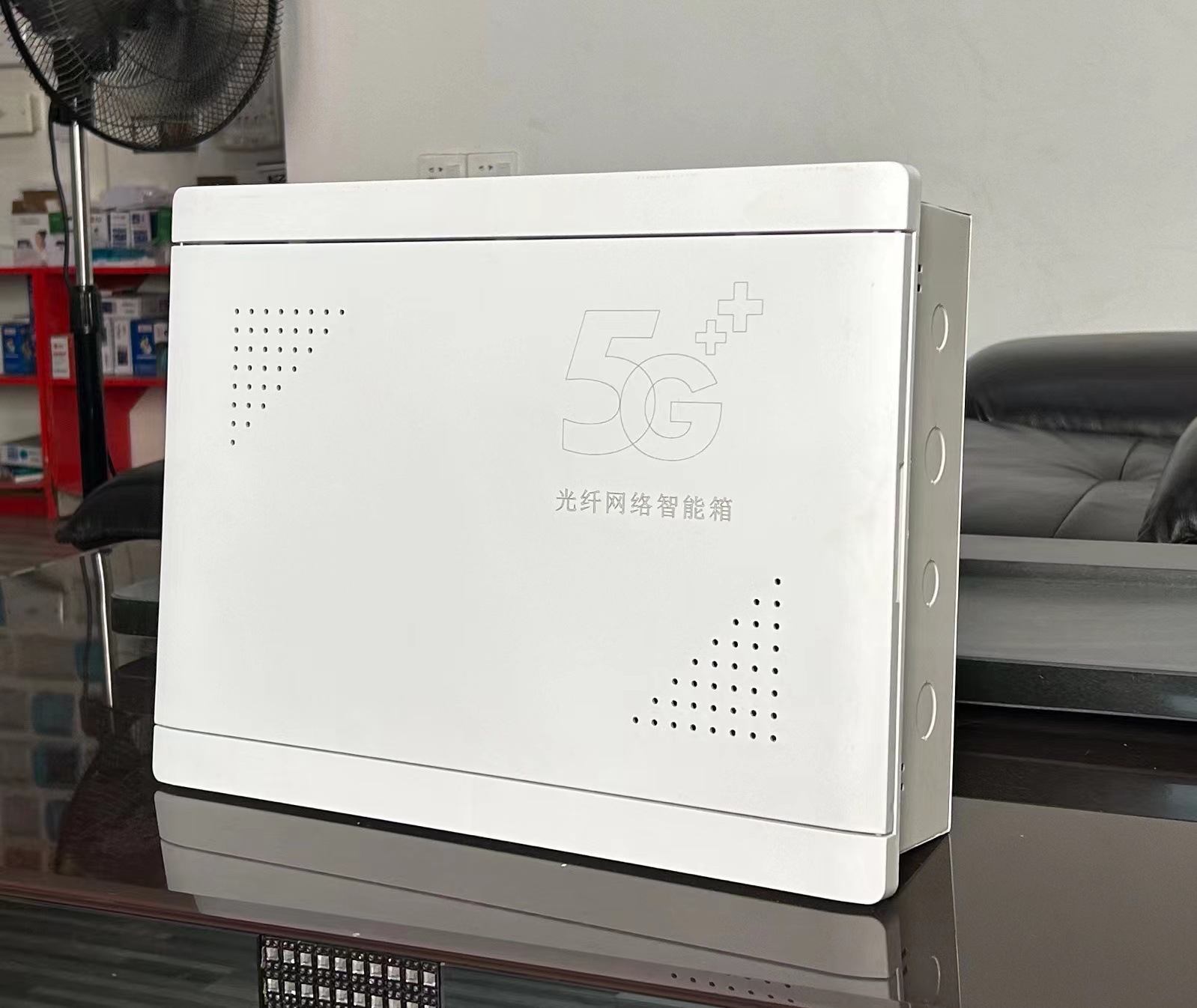 f型 工程弱电箱 300*400 家装光纤入户箱 铁底塑面