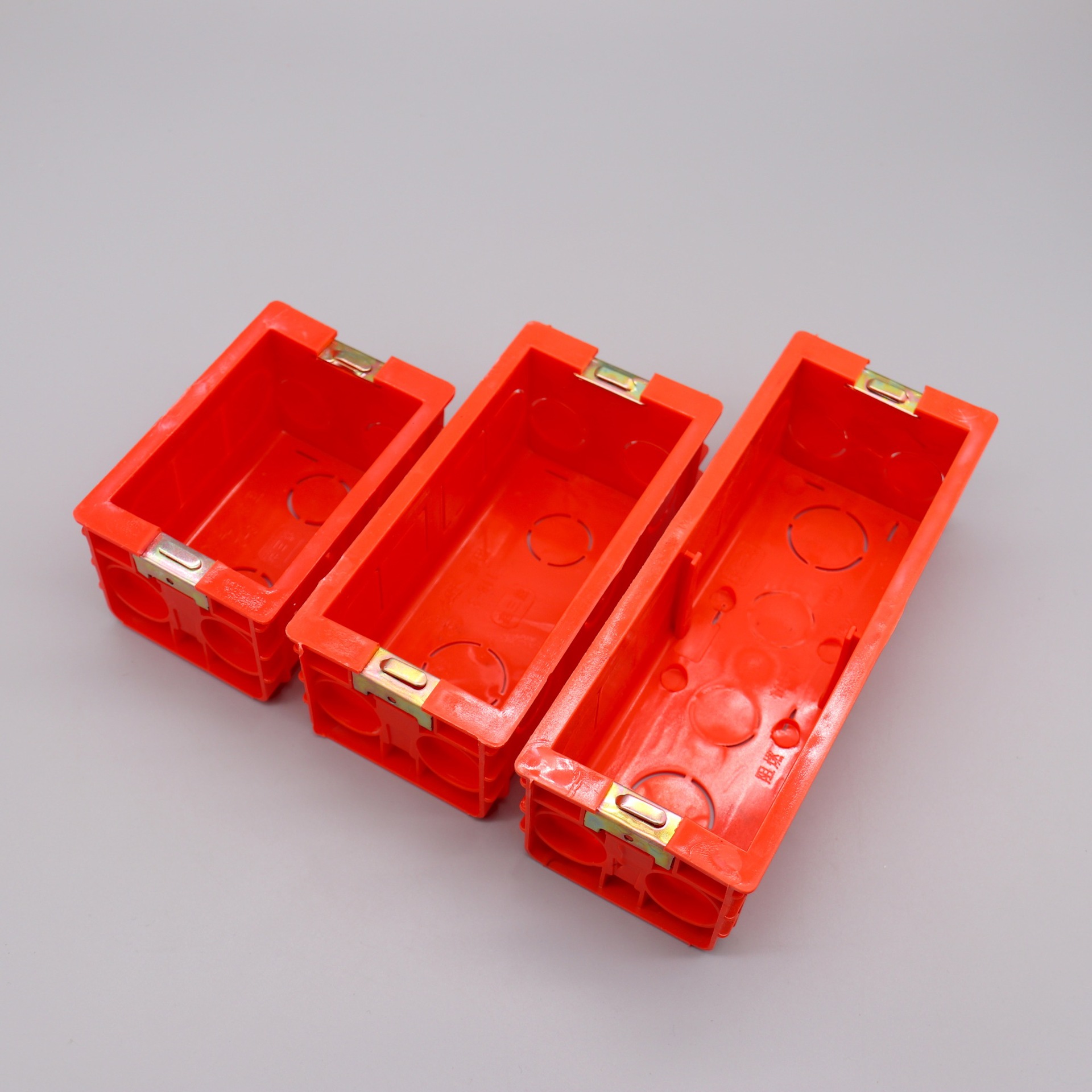 全新料红色阻燃118型墙壁开关插座pvc暗装底盒 118型线盒