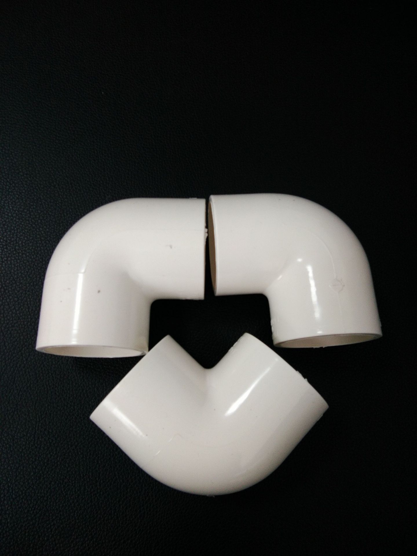 厂家推荐 pvc给水管件 配件pvc给水弯头 20~160规格其全