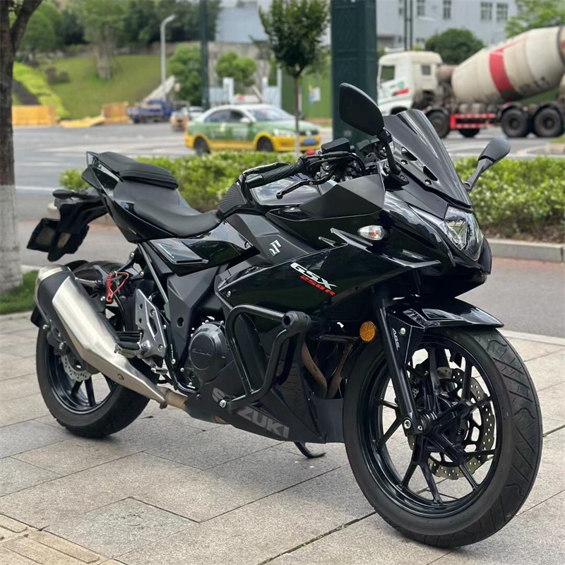 新款国四电喷铃木gsx250r双缸水冷跑车250sr重机车趴赛代步摩托车
