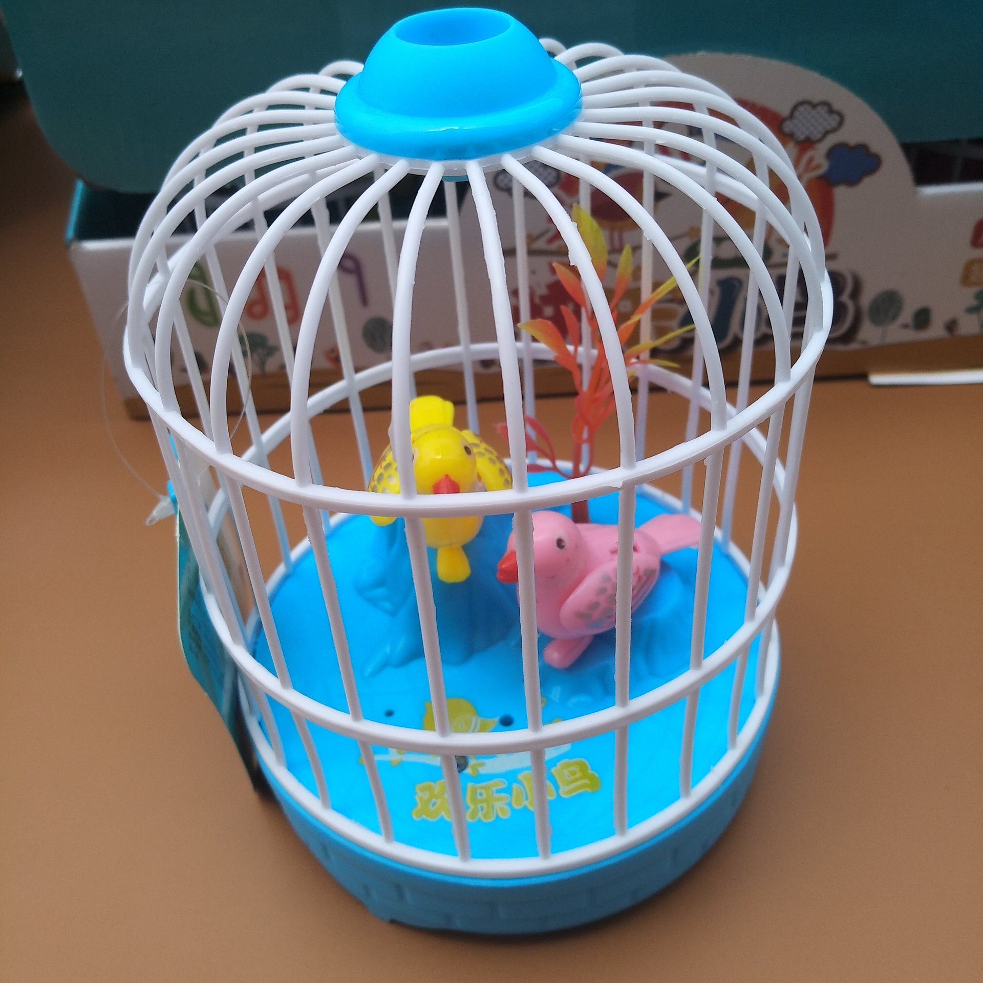 批发电动灯光声控鸟笼 仿真迷你感应小鸟笼 儿童益智玩具