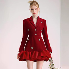 钉钻红色连衣裙23年春冬气质优雅设计感欧根纱拼接礼服西装裙