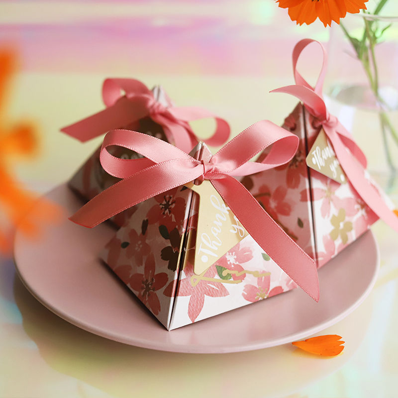 浪漫粉色樱花喜糖盒纸盒 三角金字塔喜糖盒子喜宴桌糖糖盒空盒