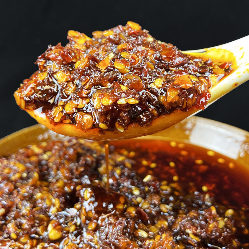 擂辣椒皮蛋擂椒烧椒蒜蓉抖辣椒酱瓶罐装青椒拌饭酱即食鲜椒下饭菜