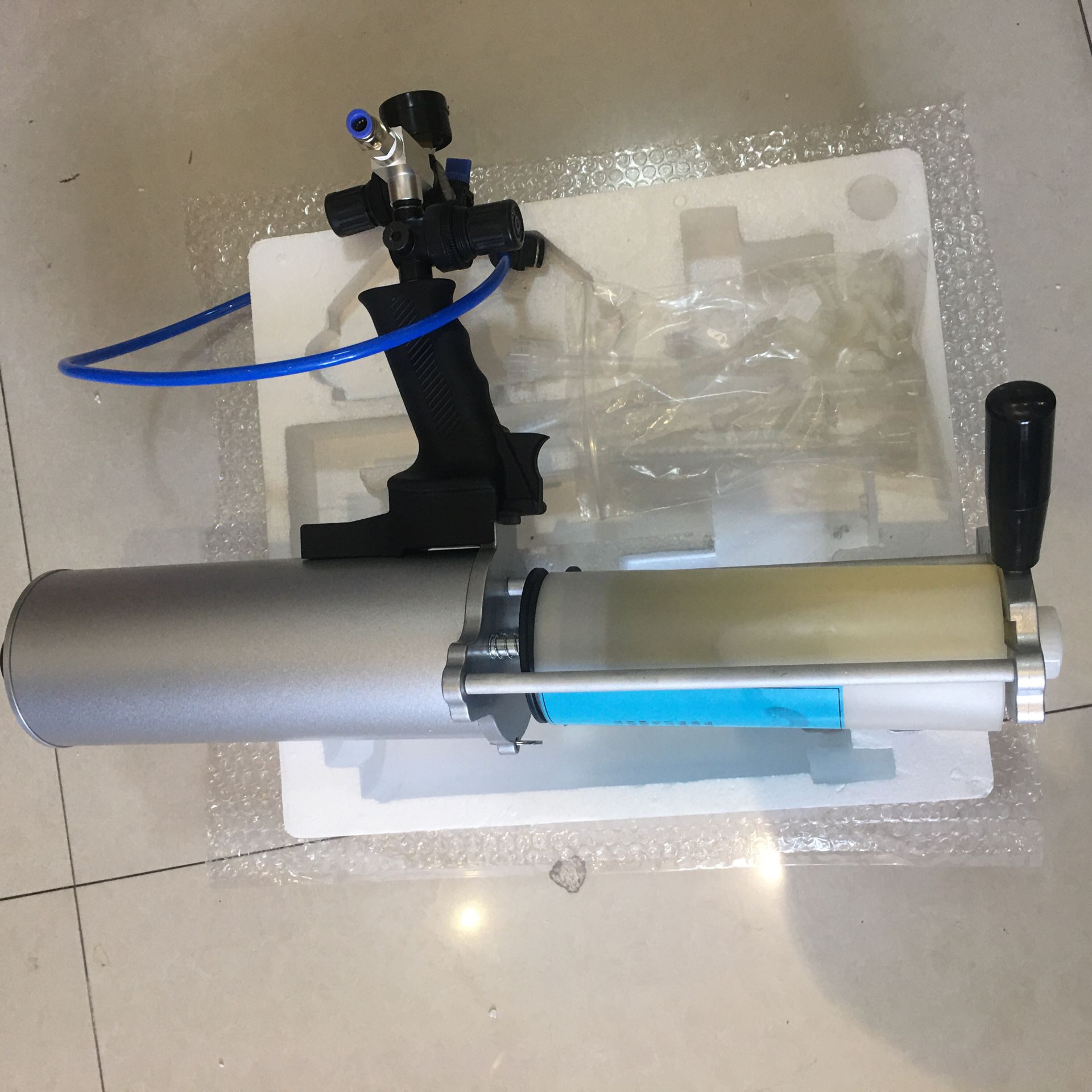 手持式聚脲喷涂喷枪 双组份1:1表面喷涂工艺喷涂工具 聚脲胶枪